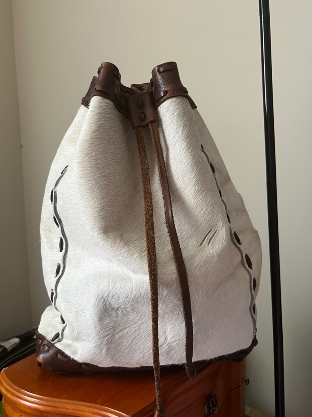 👜 Leather Cowhide Backpack – Vintage Style - Picture 12 of 17